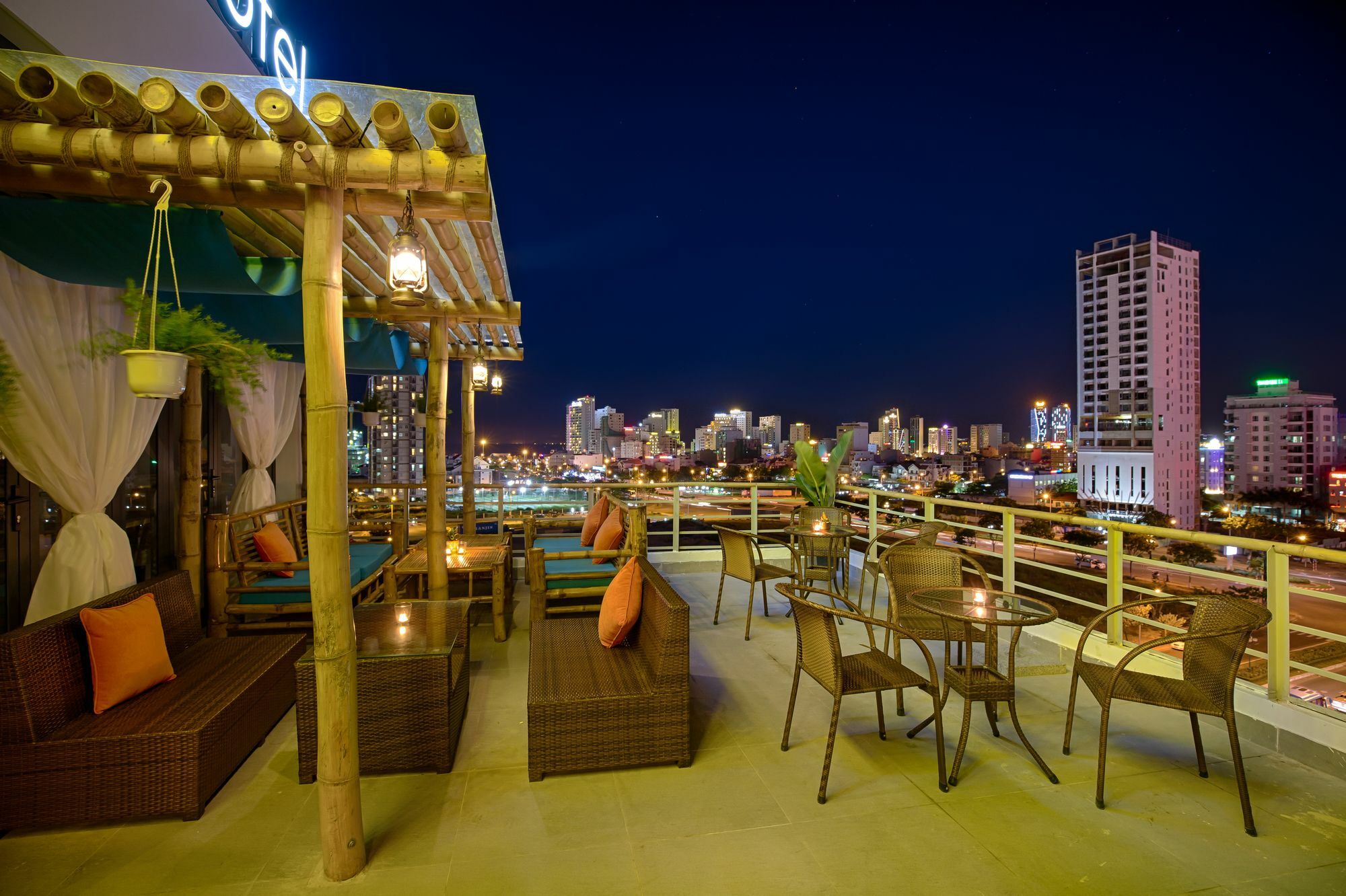 Continent Hotel Da Nang Luaran gambar