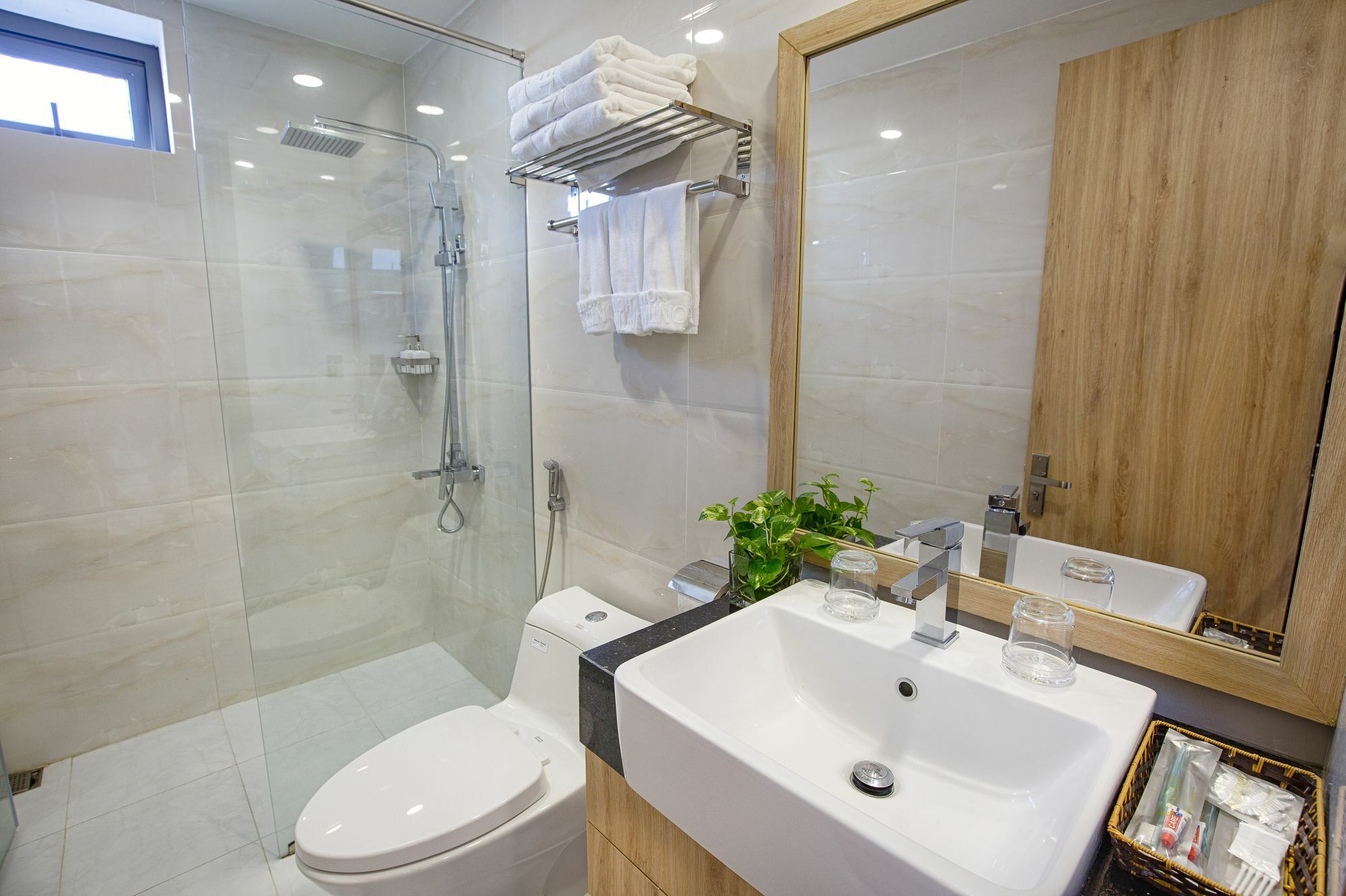 Continent Hotel Da Nang Luaran gambar